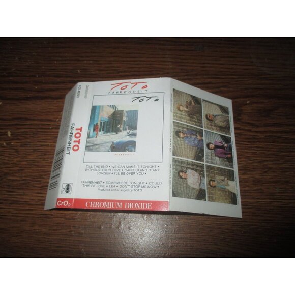 Toto - Fahrenheit on cassette (CBS Records Canada, 1986) - Picture 3 of 4